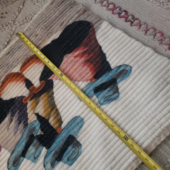 Bolivian hand crafted tapestry - Picture 9 of 10